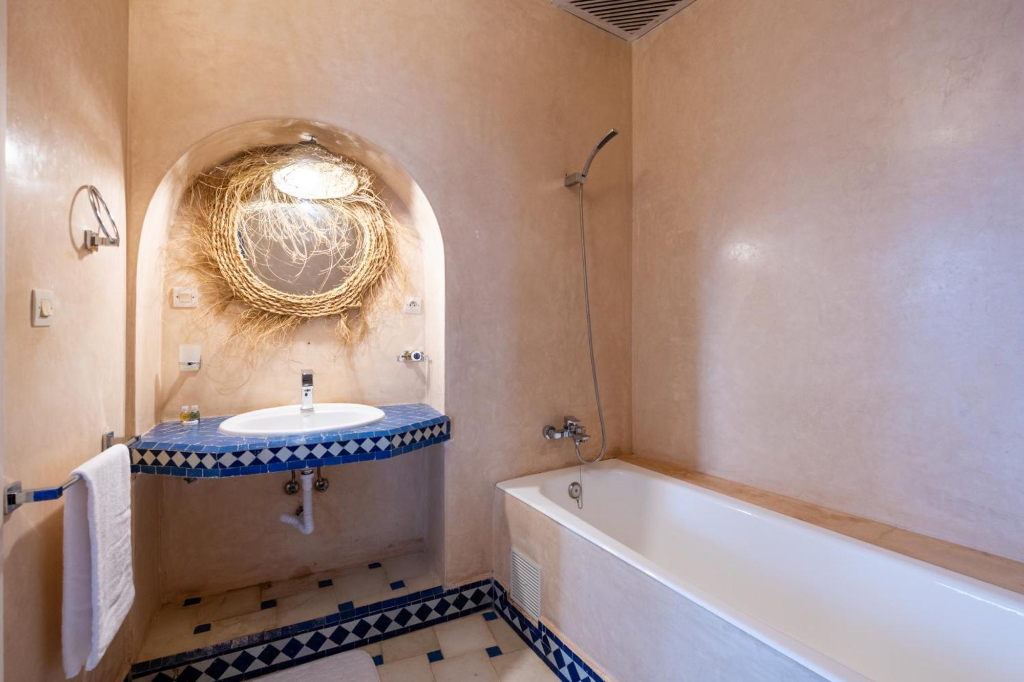 Riad Asilah 32 외부 사진